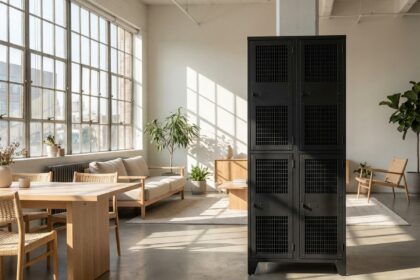 casier noir élégant