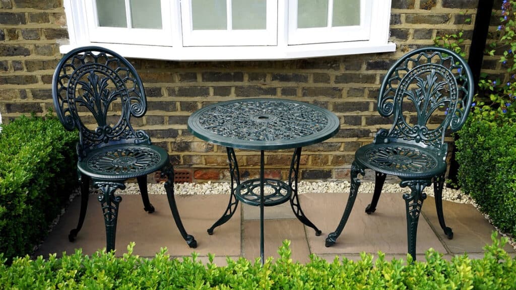 Quels meubles pour bien aménager votre jardin ?