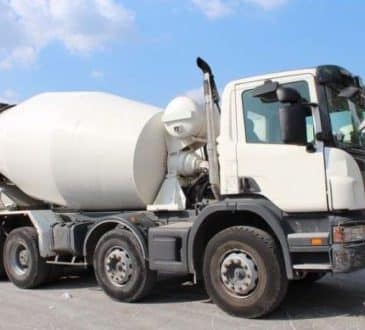 Camion-toupie béton